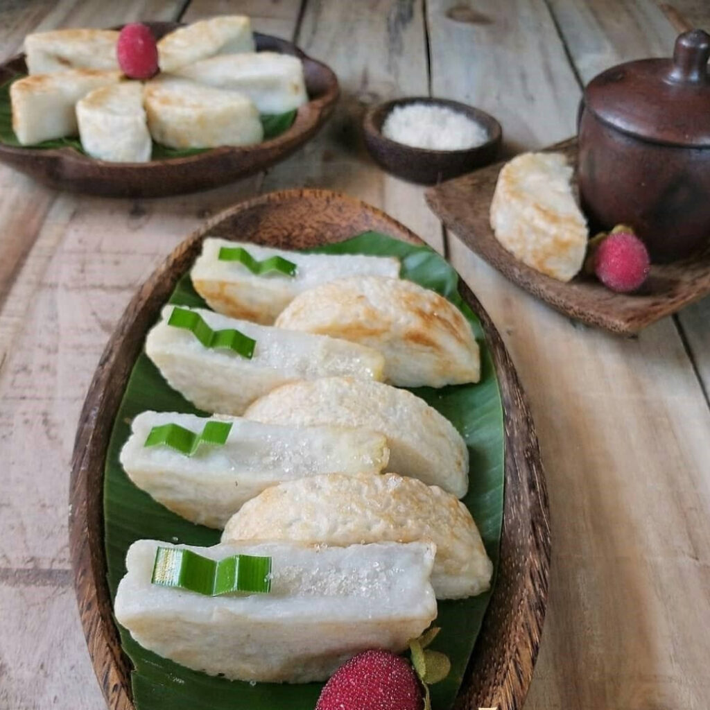 Kue Pancong, Kisah Cita Rasa Betawi yang Tak Pernah Pudar