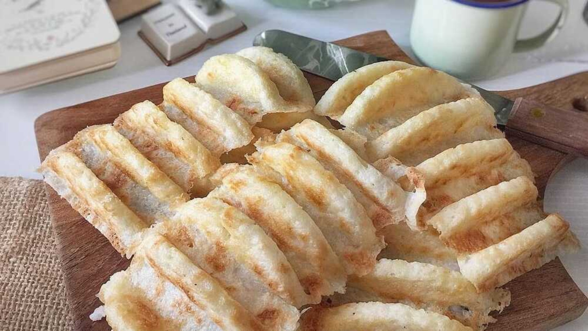 Kue Pancong, Kisah Cita Rasa Betawi yang Tak Pernah Pudar