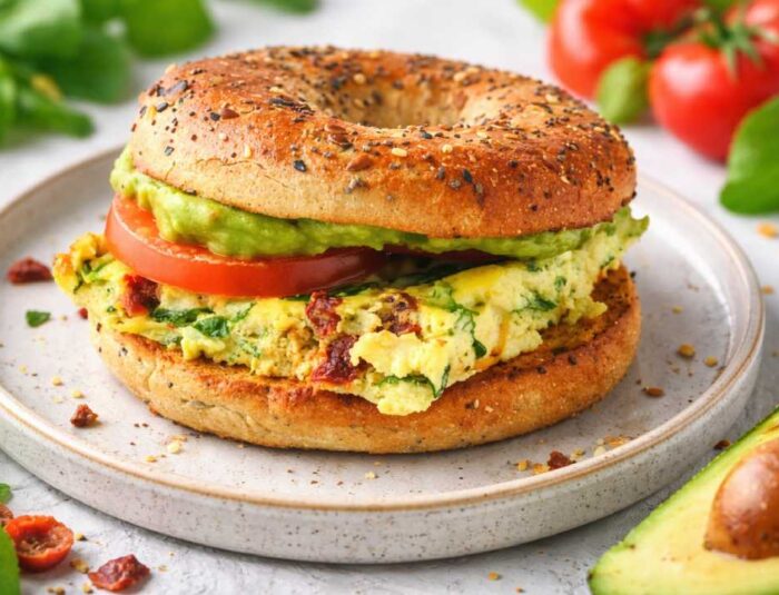 Bagel Roti Berbentuk Lingkaran yang Menjadi Favorit Sarapan