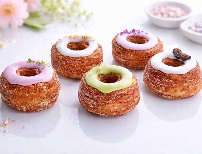 Cronut Dessert Unik yang Menggabungkan Croissant dan Donut