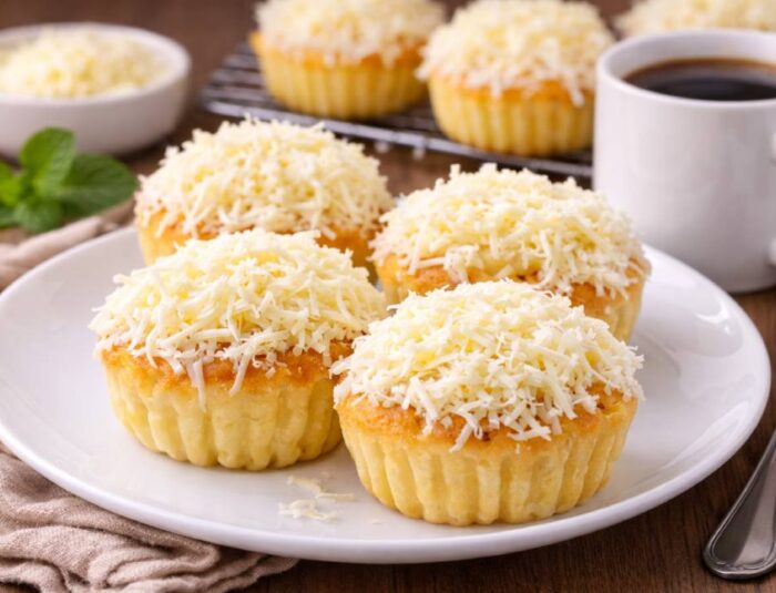 Filipino Ensaymada: Roti Tradisional yang Manis Khas Filipina