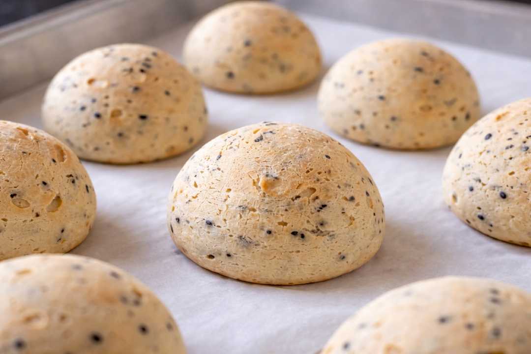 Mochi Bread dan Mochi Donut Roti Kenyal yang Sedang Viral