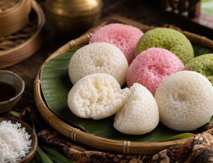 Kue Apem Tradisional, Camilan Manis yang Sarat Makna dan Warisan Budaya