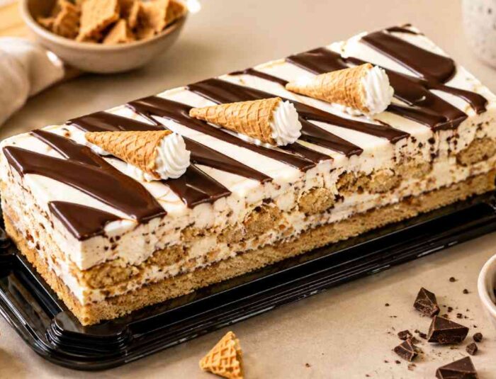 Waffle Cone Bar Cake Mengubah Pengalaman Makan Es Krim Menjadi Sepotong Kue
