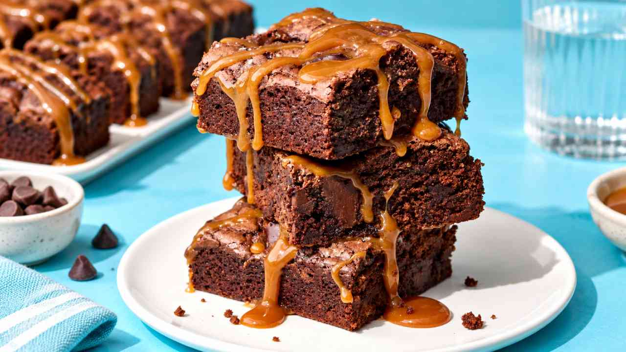 Salted Caramel Brownies Brownies Fudgy dengan Karamel Asin