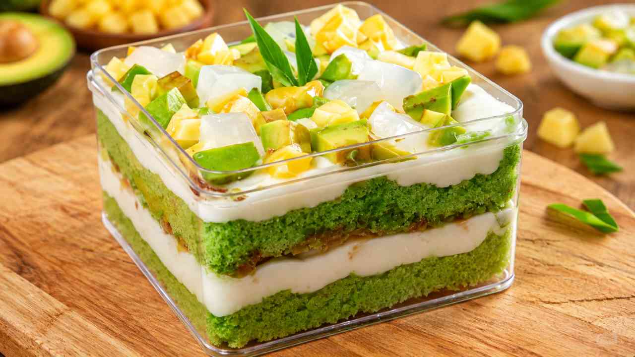 Es Teler Cake Kekinian, Perpaduan Alpukat dan Kelapa Bikin Nagih